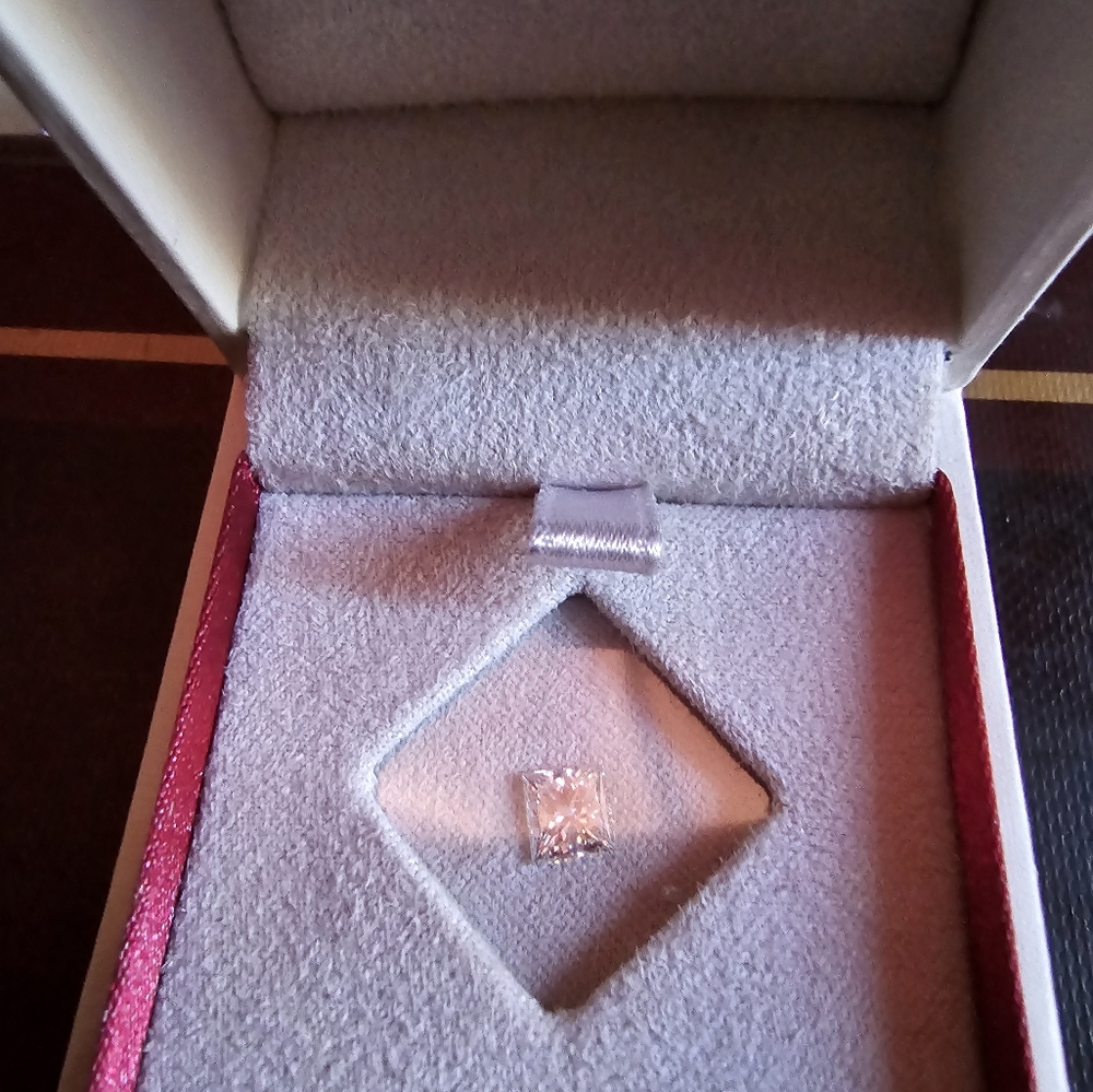Natural Princess Cut Diamond - Picture 2 of 7